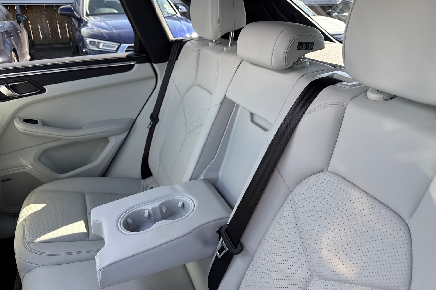 Used Porsche Macan 2022 for sale - 78155196: Photo 18