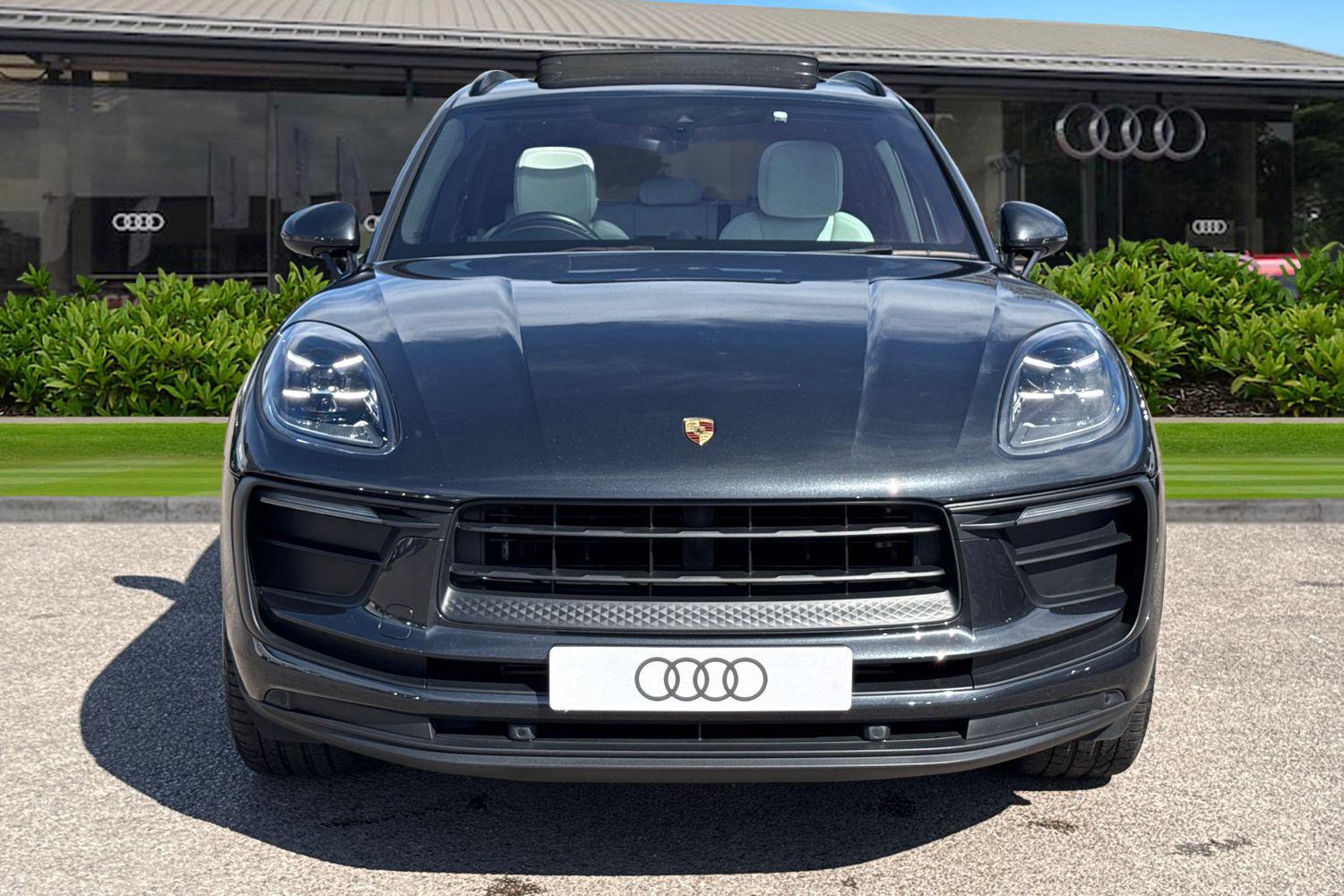 Used Porsche Macan 2022 for sale - 78155196: Photo 5