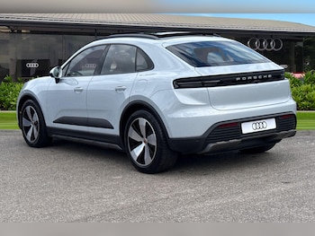Used Porsche Macan 2024 for sale - 78927123: Photo
