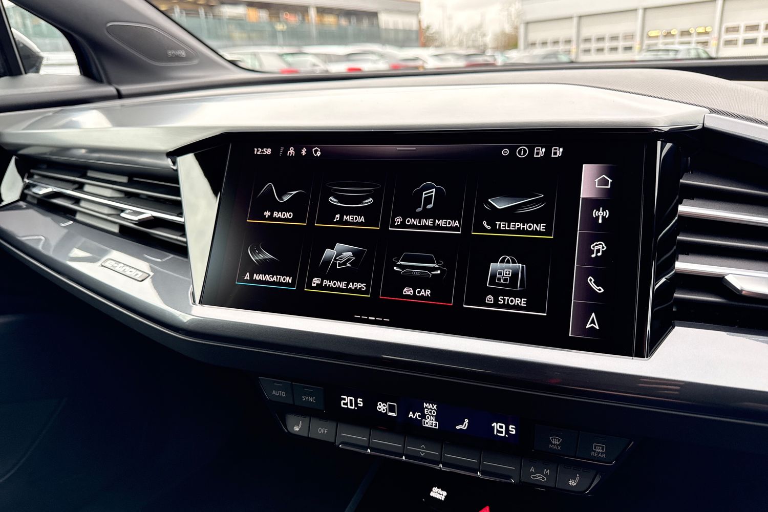 Used Audi Q4 e-tron 2026 for sale - 78052672: Photo 33