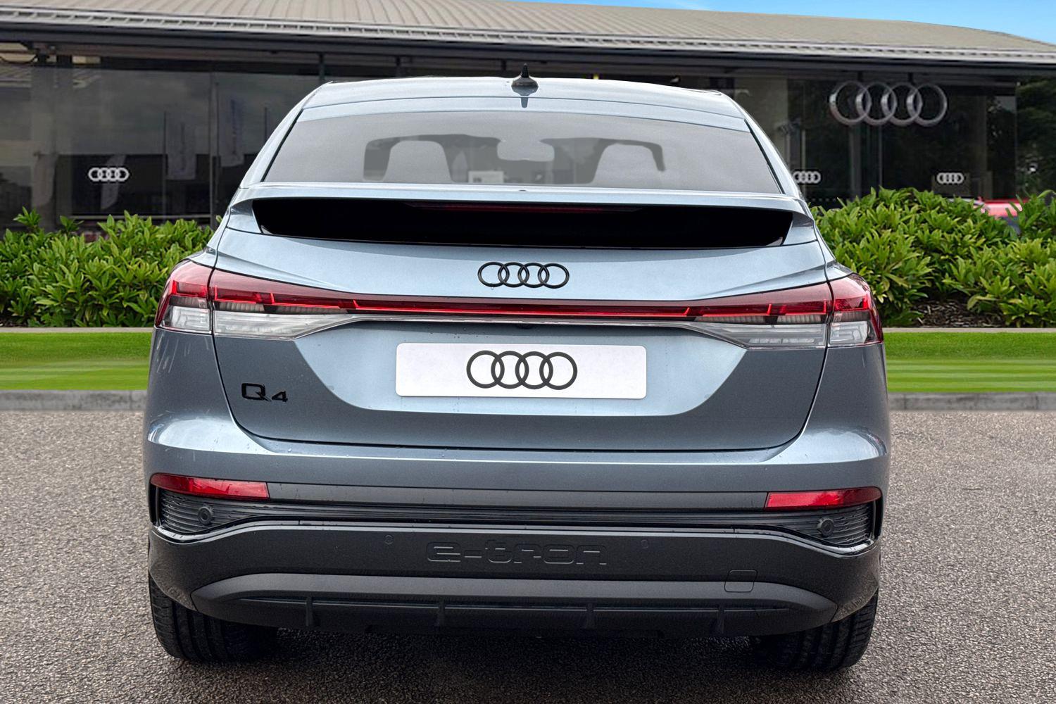 Used Audi Q4 e-tron 2026 for sale - 78052672: Photo 4