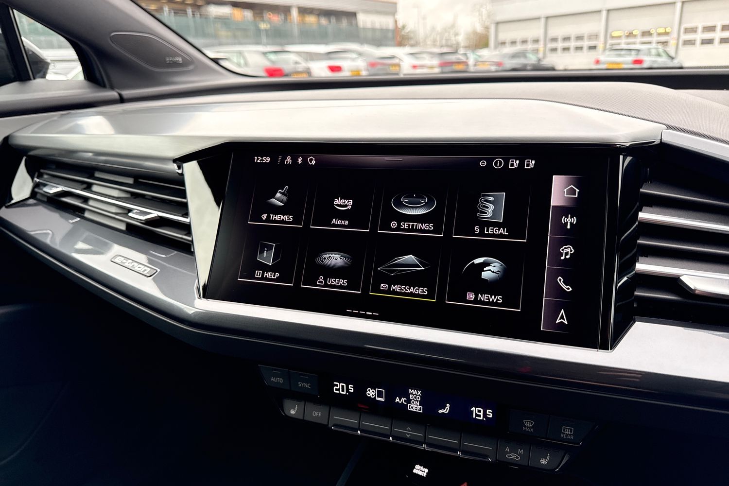 Used Audi Q4 e-tron 2026 for sale - 78052672: Photo 47