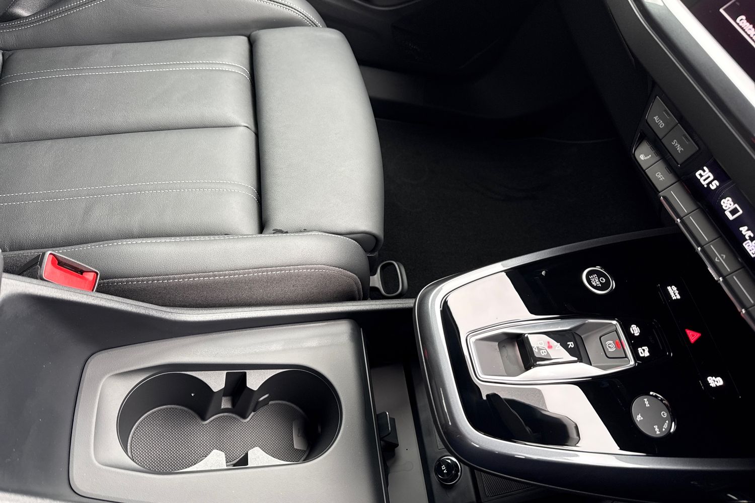 Used Audi Q4 e-tron 2026 for sale - 78052672: Photo 51