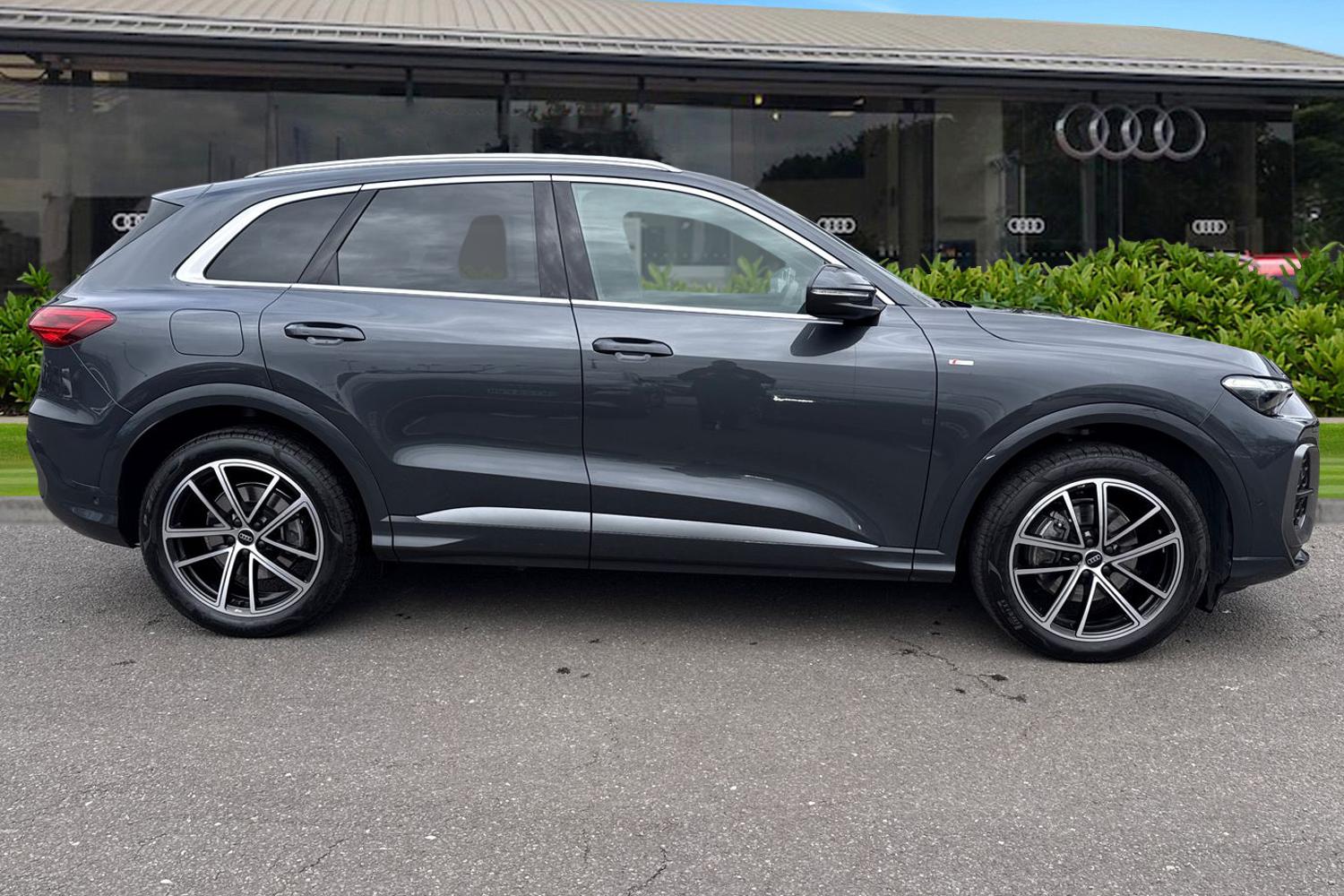 Used Audi Q5 2025 for sale - 77919290: Photo 3