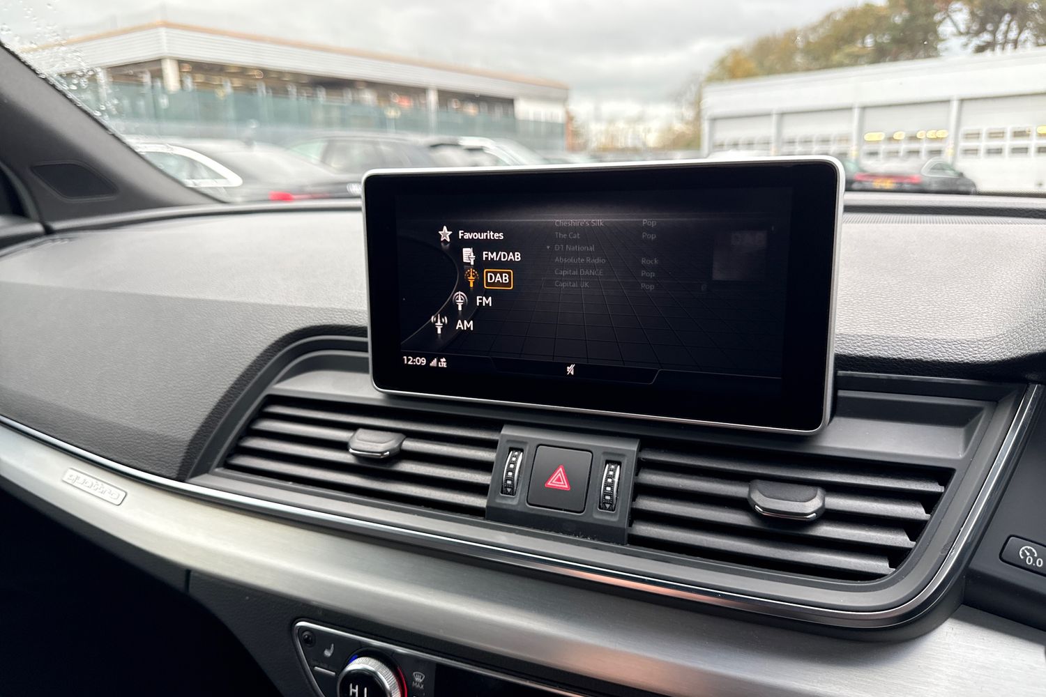 Used Audi Q5 2019 for sale - 76692364: Photo 39