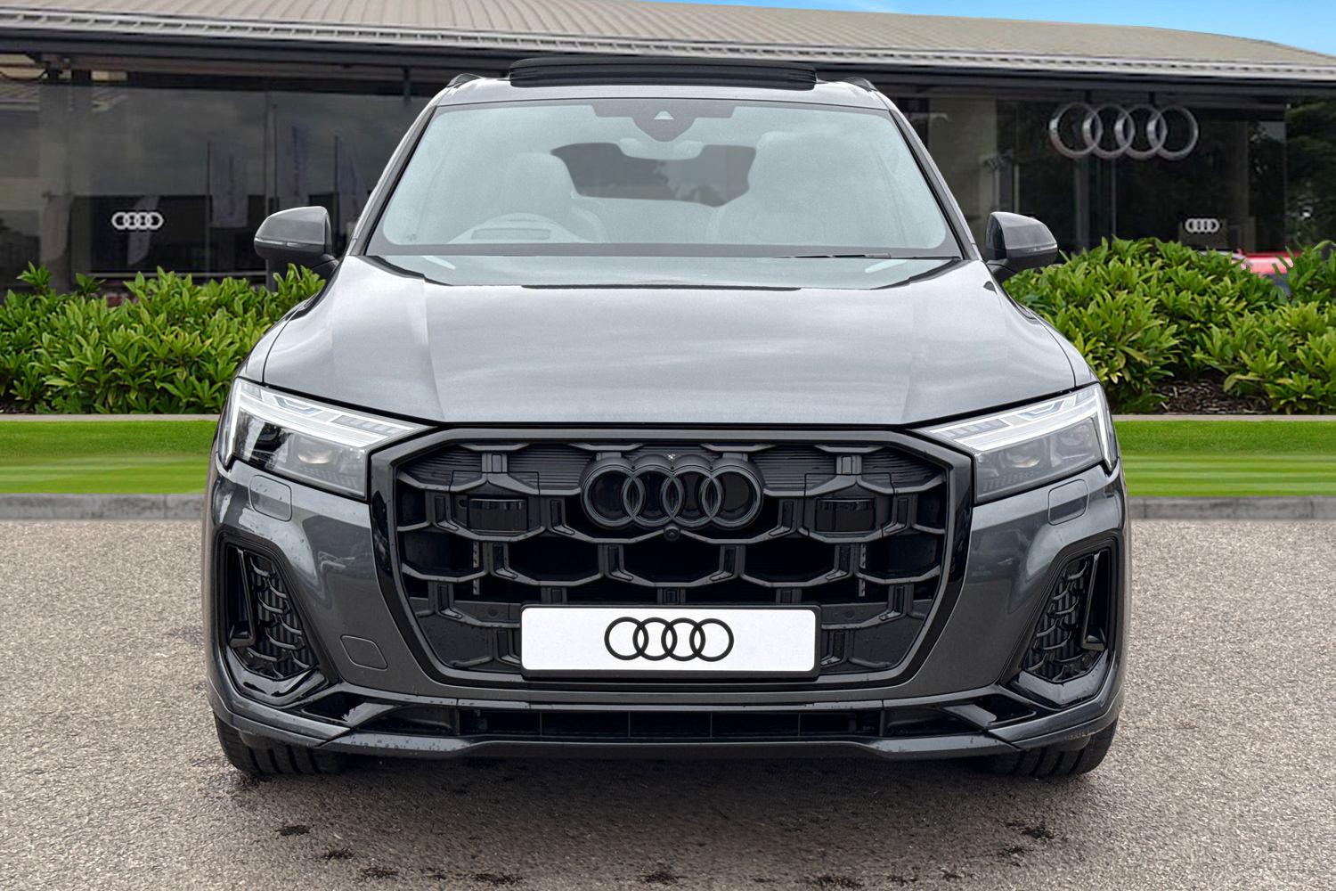 Used Audi SQ7 2026 for sale - 77929050: Photo 5