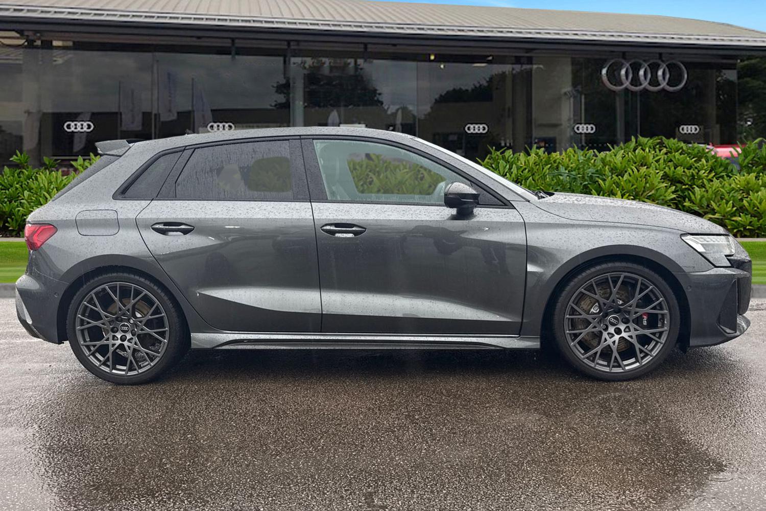 Used Audi RS3 2025 for sale - 76949683: Photo 3