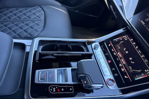 Used Audi SQ8 2025 for sale - 75786067: Photo 55