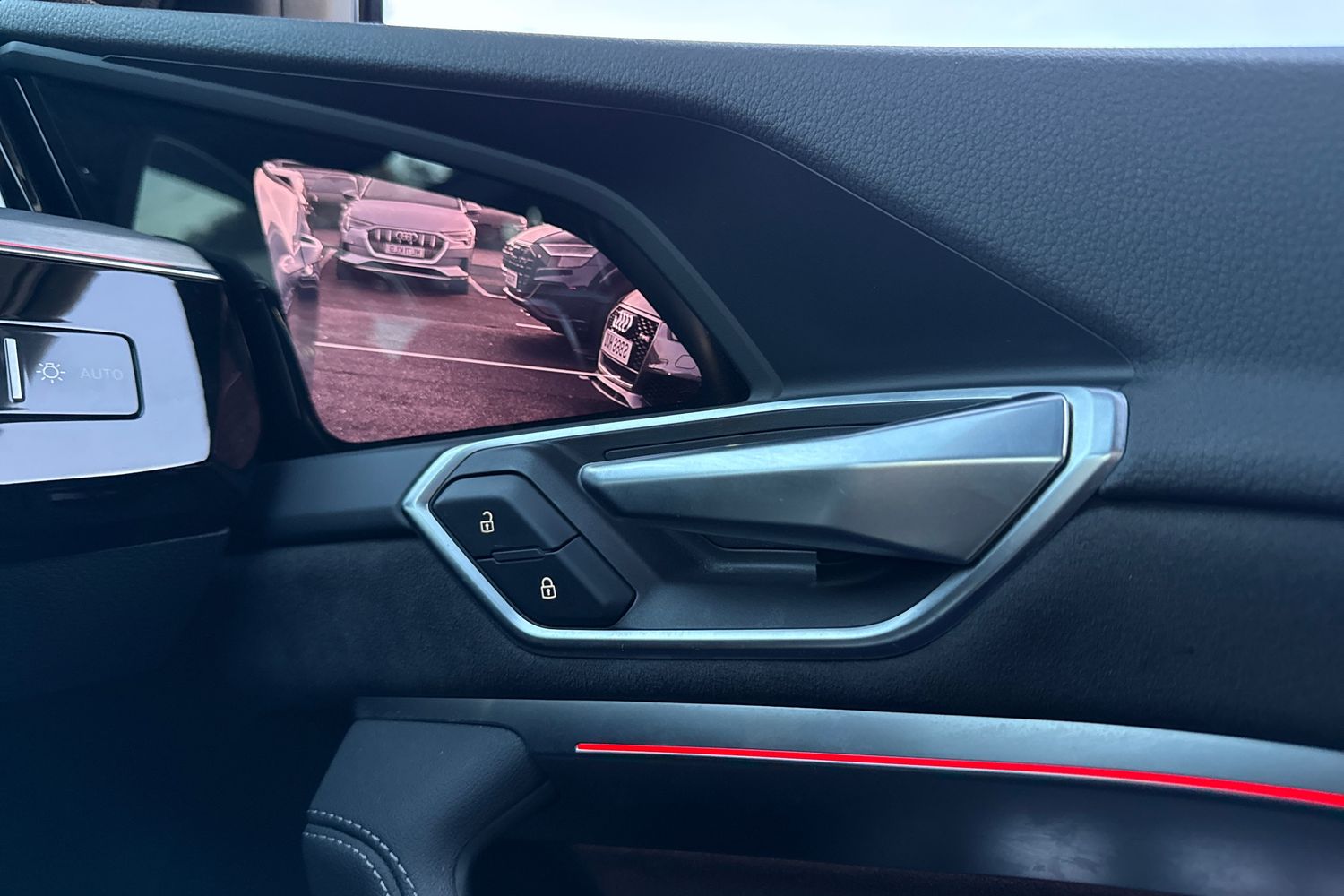 Used Audi e-tron 2021 for sale - 76558091: Photo 21