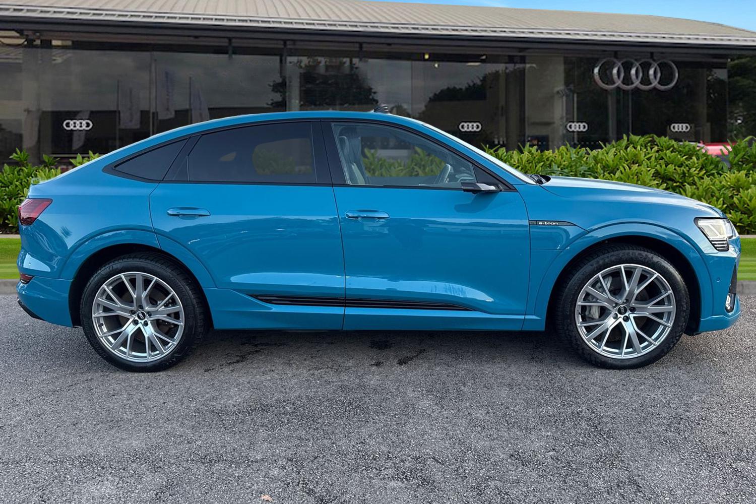 Used Audi e-tron 2021 for sale - 76558091: Photo 3