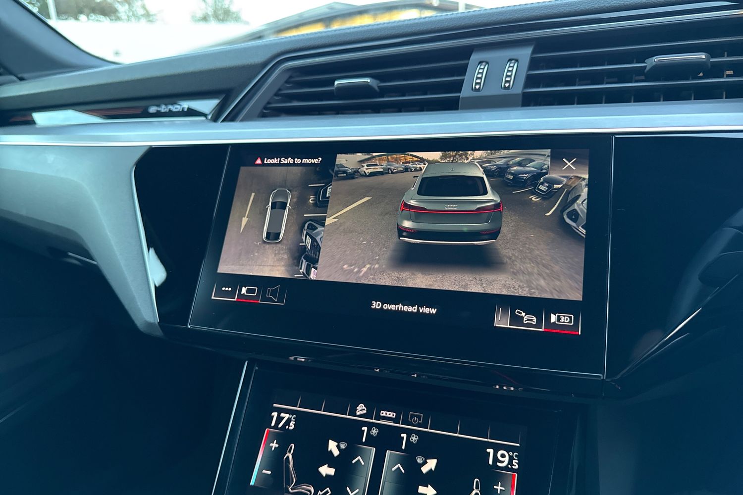 Used Audi e-tron 2021 for sale - 76558091: Photo 35