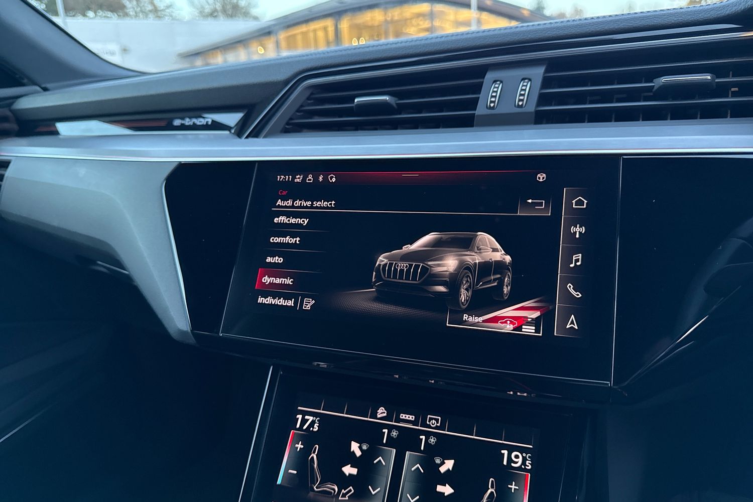 Used Audi e-tron 2021 for sale - 76558091: Photo 44