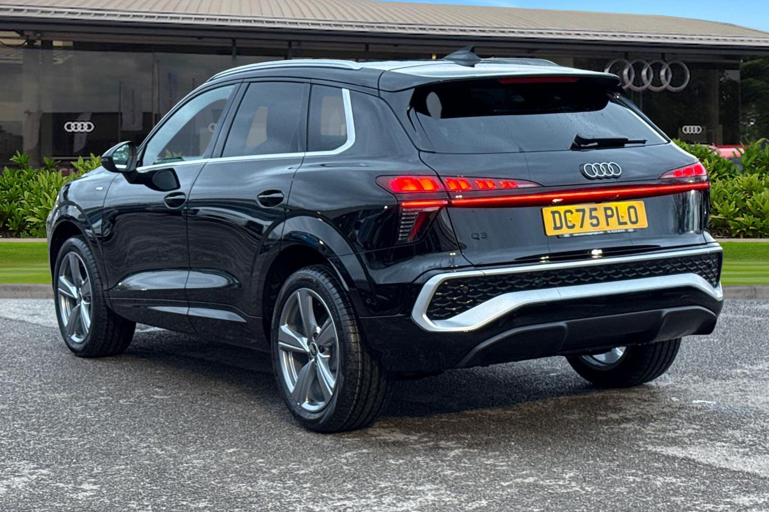 Used Audi Q3 2026 for sale - 77787382: Photo 2