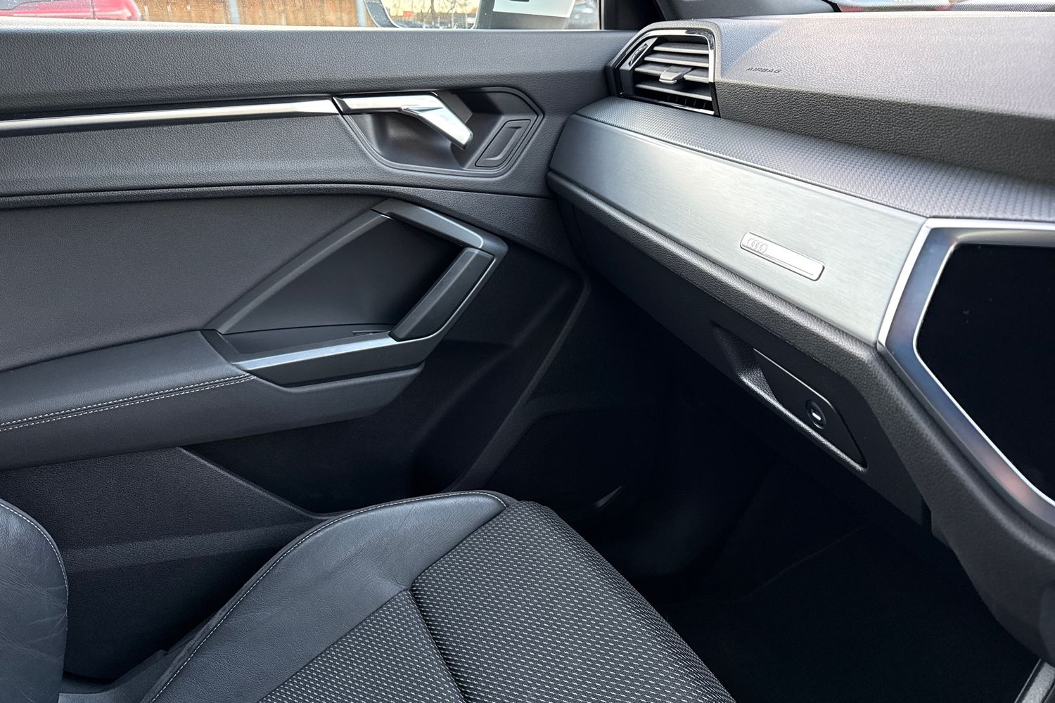 Used Audi Q3 2020 for sale - 77048469: Photo 53