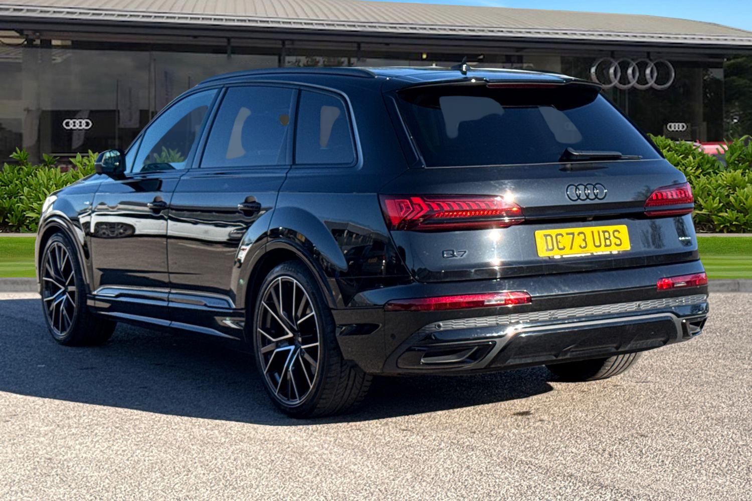 Used Audi Q7 2024 for sale - 78107535: Photo 2