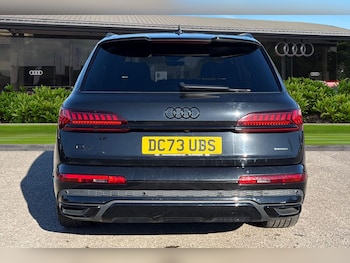 Used Audi Q7 2024 for sale - 78107535: Photo