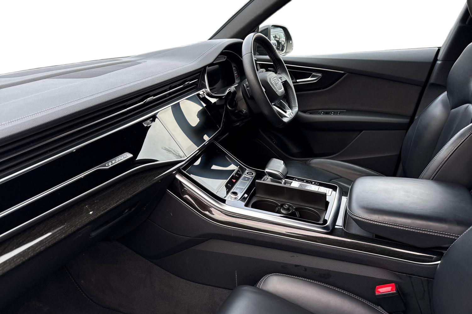 Used Audi Q8 2022 for sale - 77257715: Photo 15