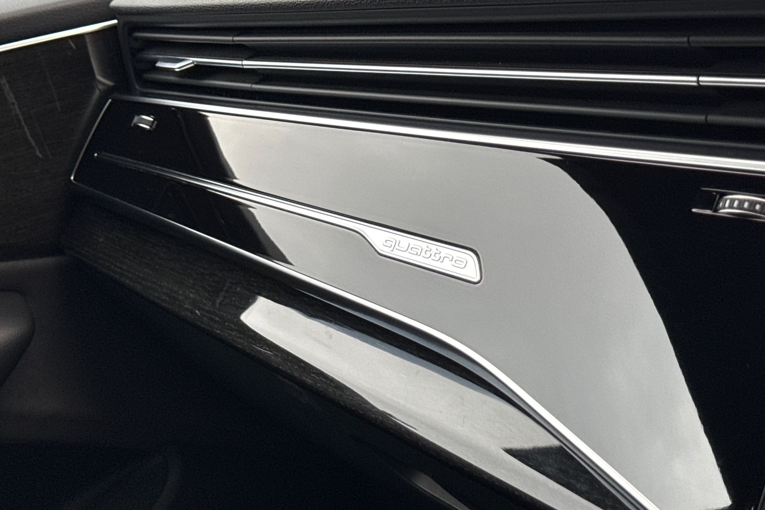 Used Audi Q8 2022 for sale - 77257715: Photo 52