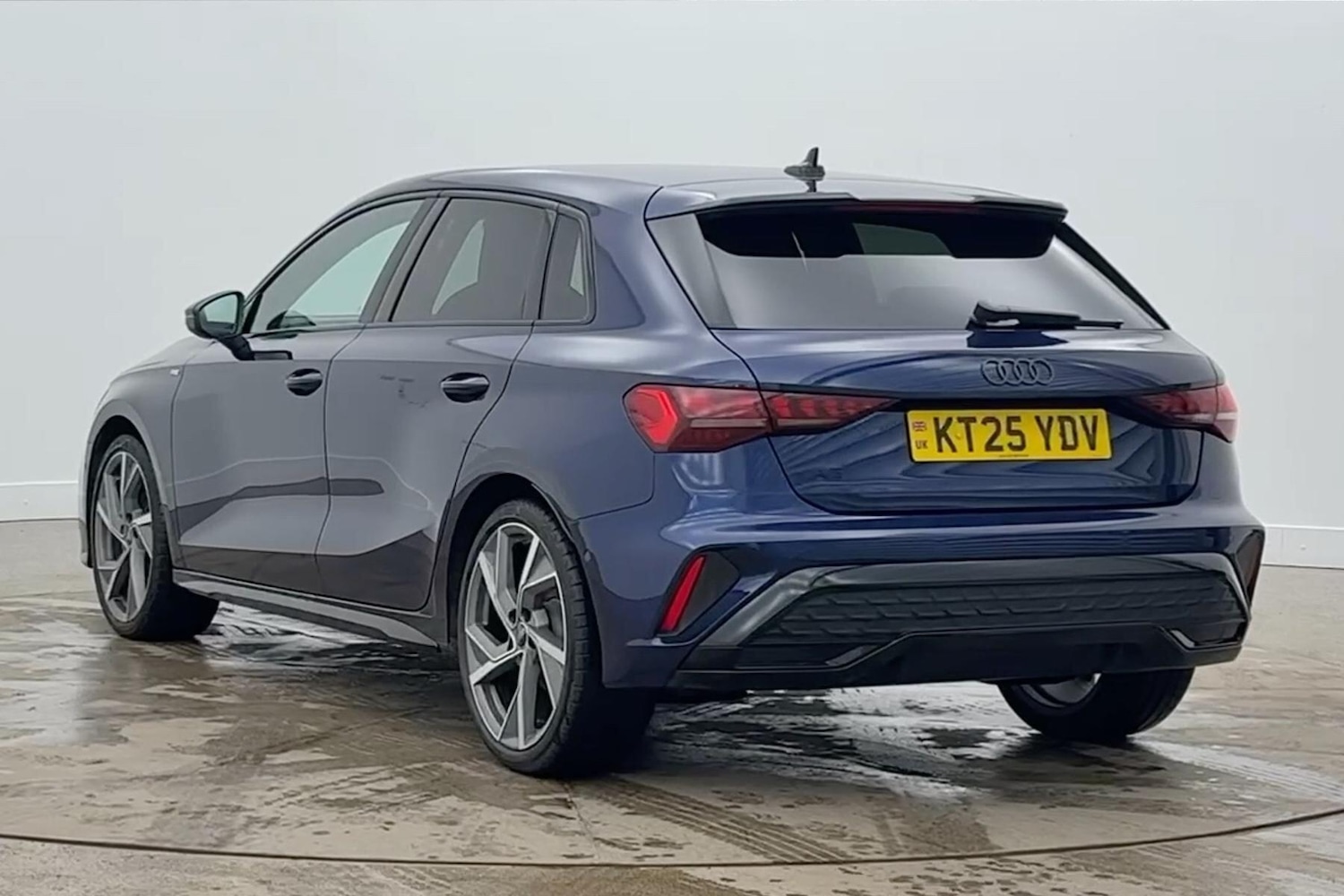 Used Audi A3 2025 for sale - 77187324: Photo 3