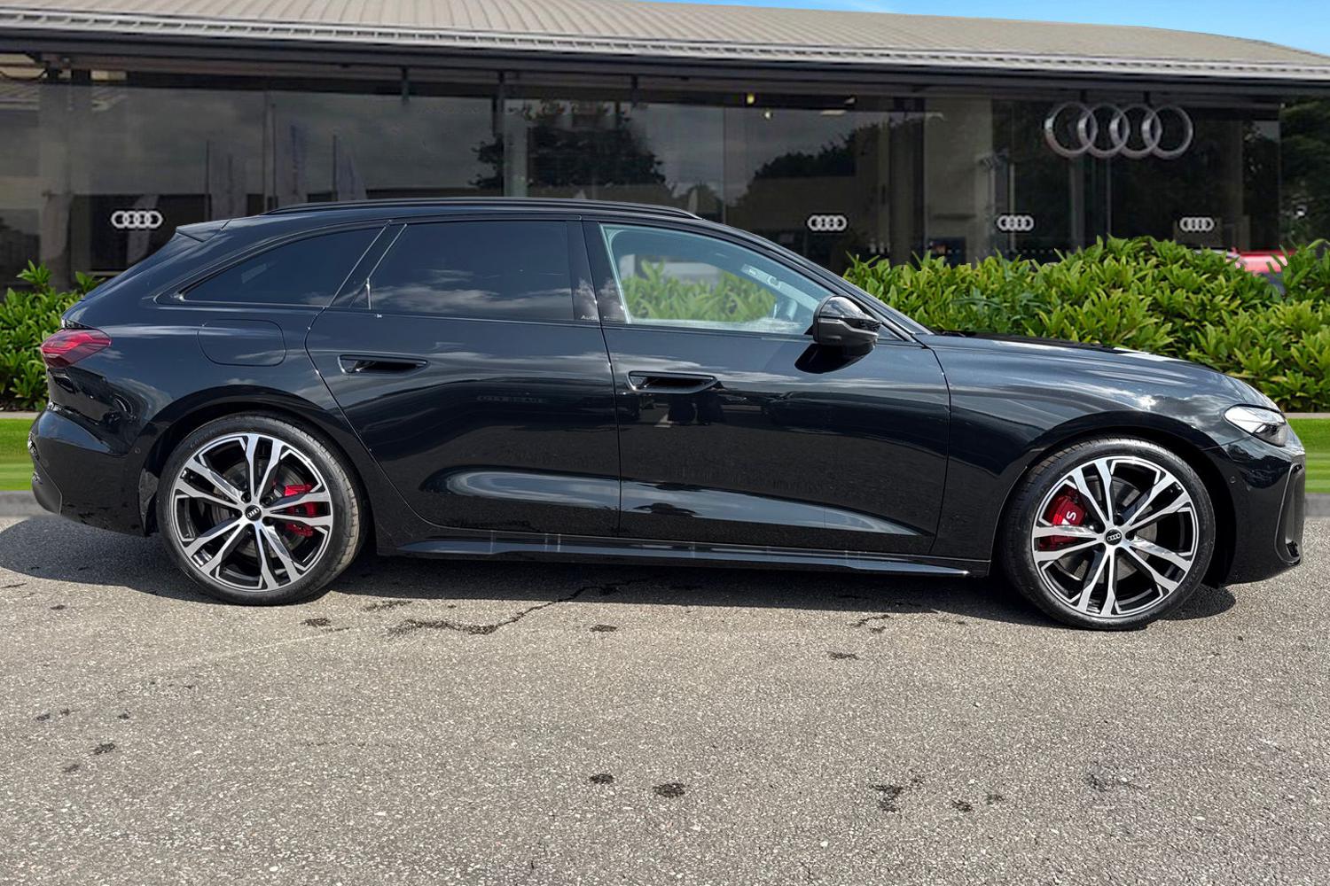 Used Audi S5 Avant 2025 for sale - 76972789: Photo 3