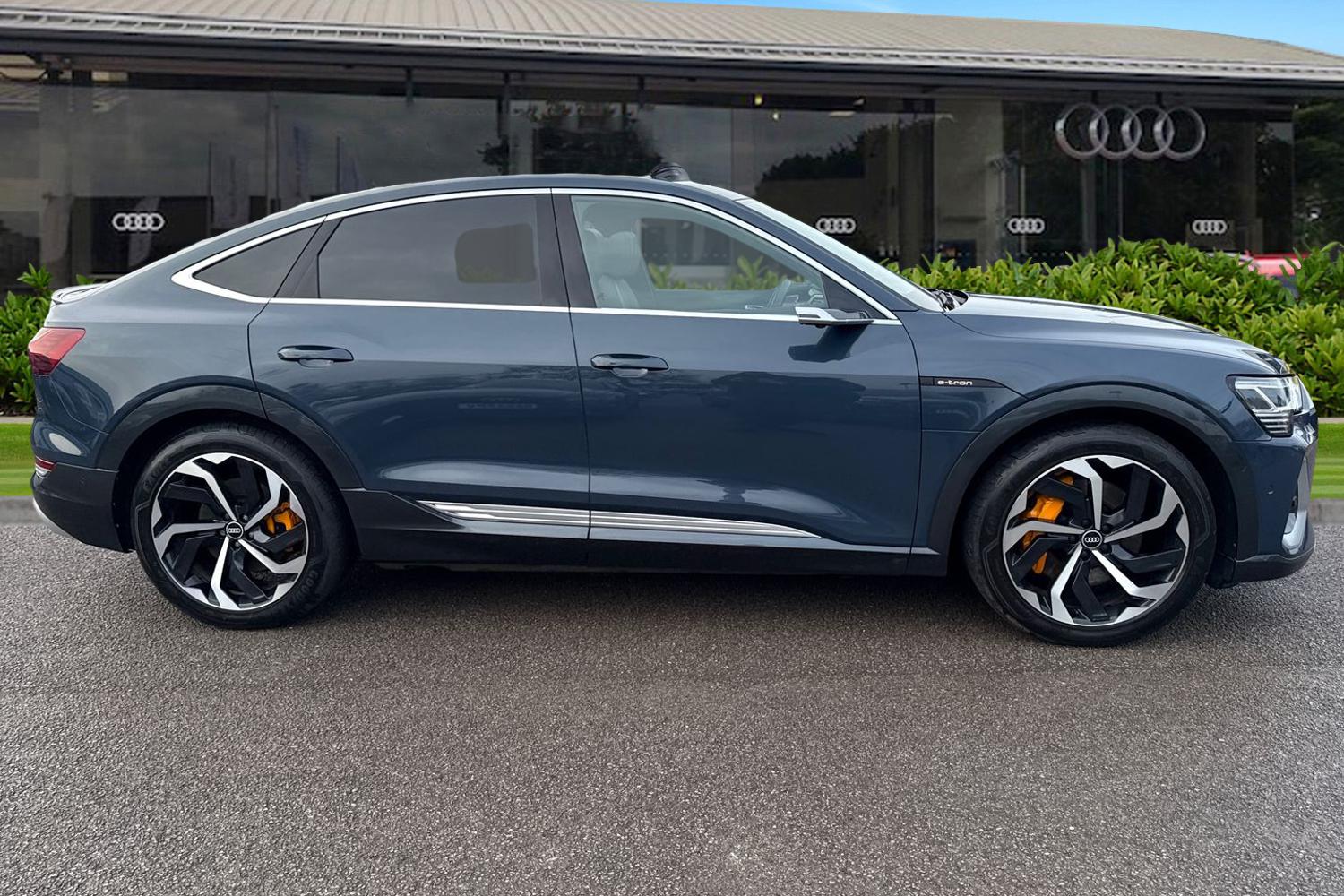 Used Audi e-tron 2021 for sale - 78155146: Photo 3