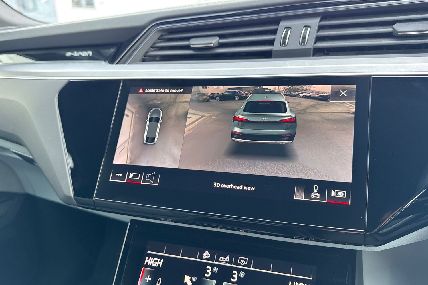 Used Audi e-tron 2021 for sale - 78155146: Photo 35