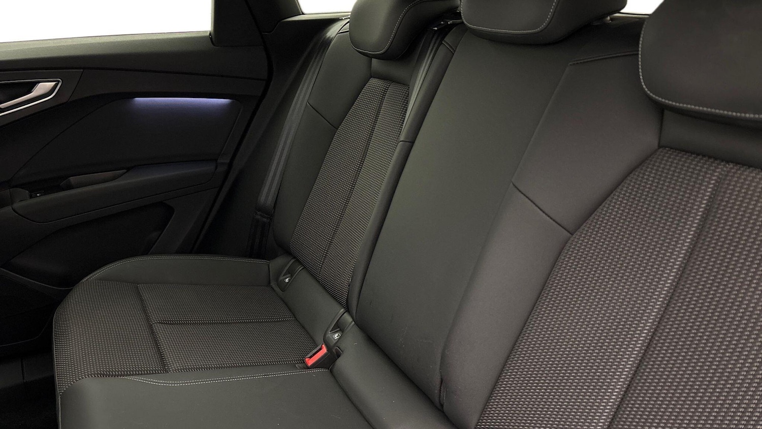 Used Audi Q4 e-tron 2023 for sale - 78092146: Photo 6