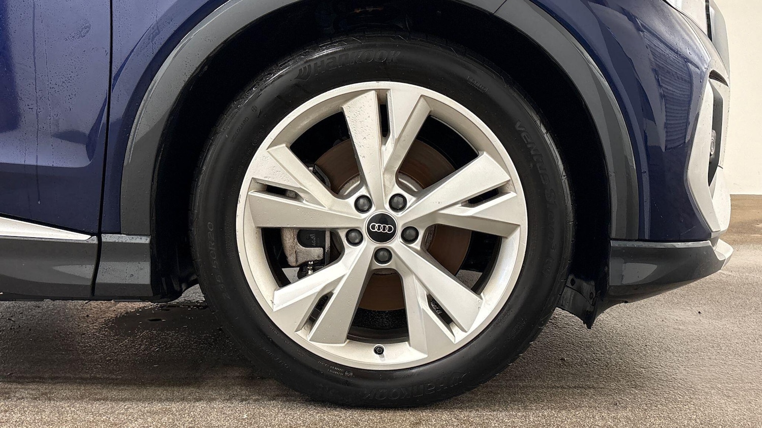 Used Audi Q4 e-tron 2023 for sale - 78092146: Photo 7