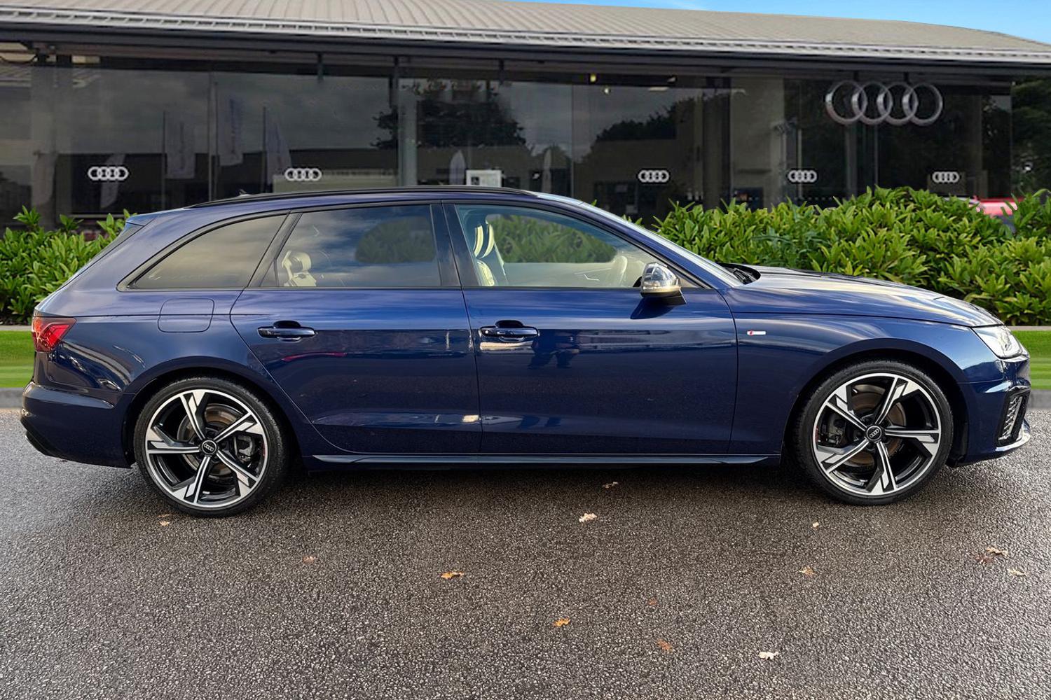 Used Audi A4 Avant 2023 for sale - 76685770: Photo 3