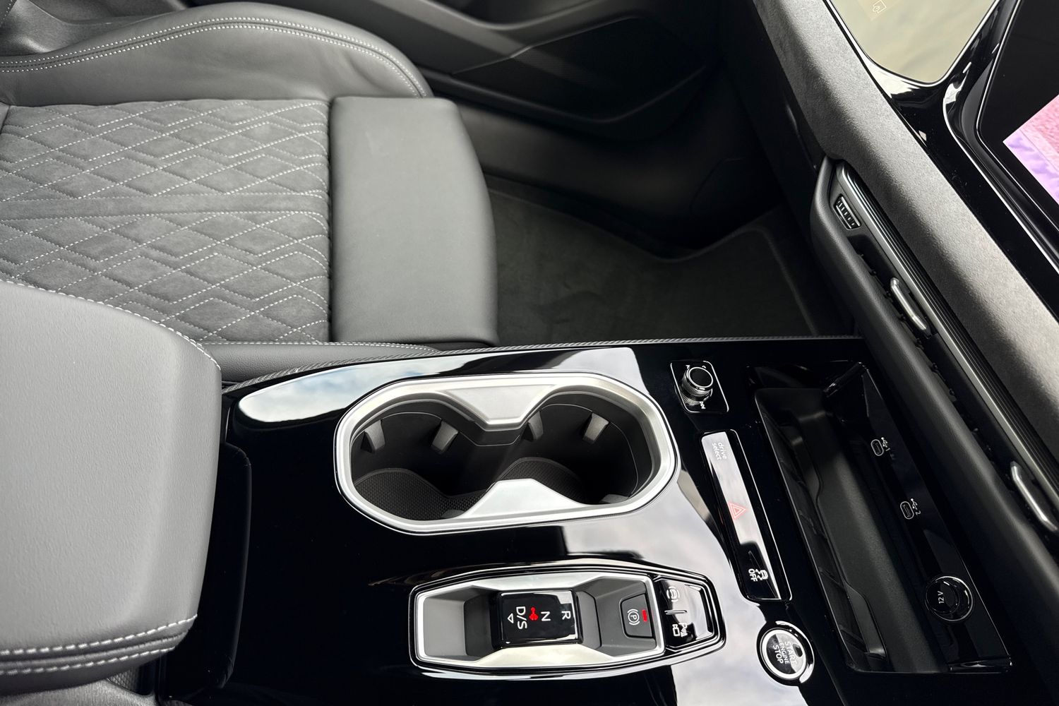 Used Audi A6 Saloon 2025 for sale - 77164602: Photo 50