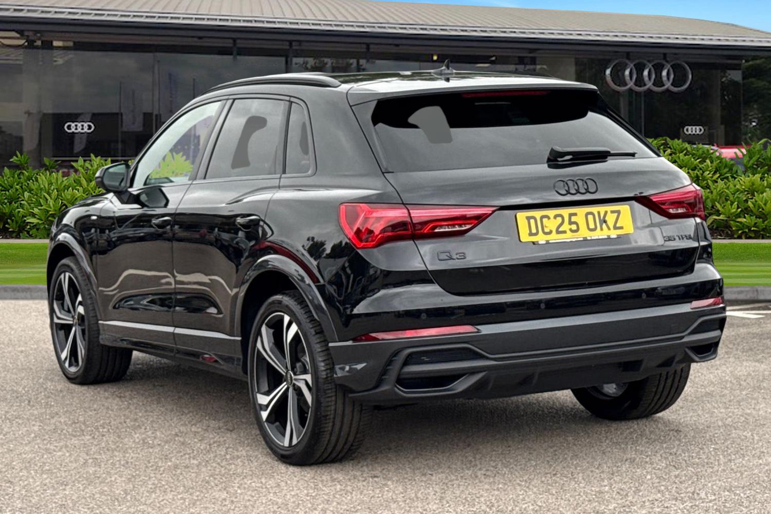 Used Audi Q3 2025 for sale - 76438838: Photo 2