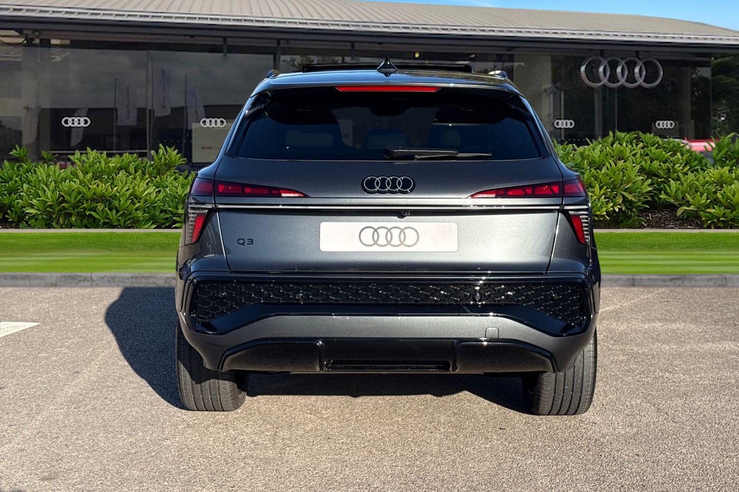 Used Audi Q3 2025 for sale - 76697692: Photo 4