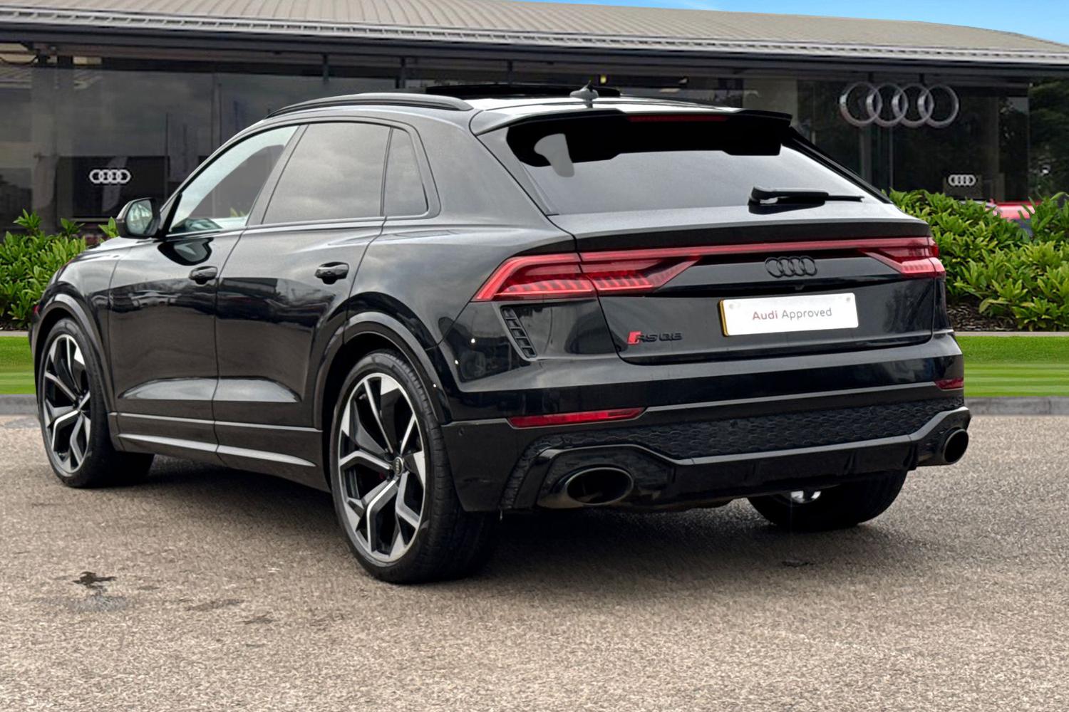 Used Audi RS Q8 2022 for sale - 77076794: Photo 2