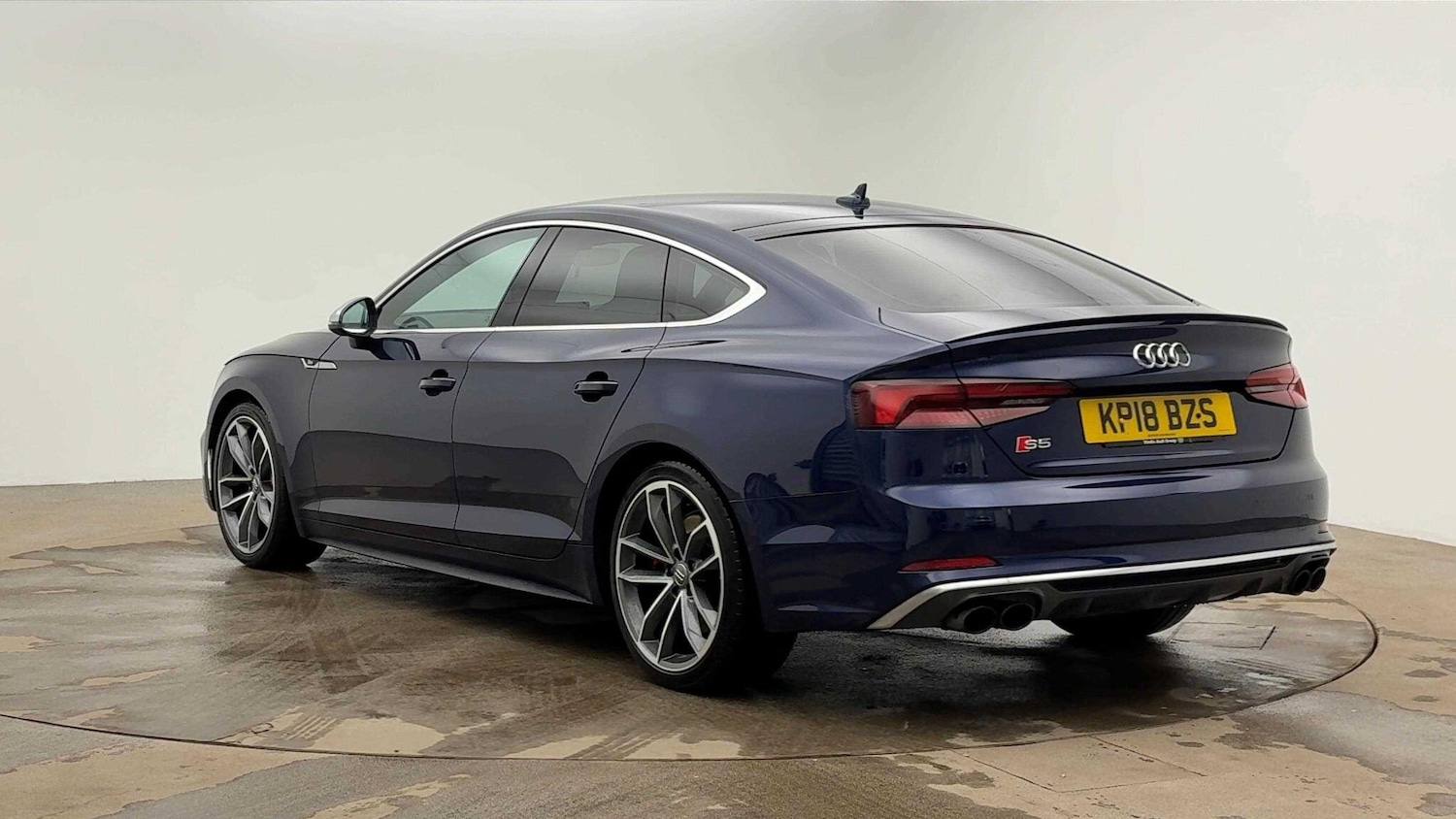 Used Audi S5 2018 for sale - 76750765: Photo 2