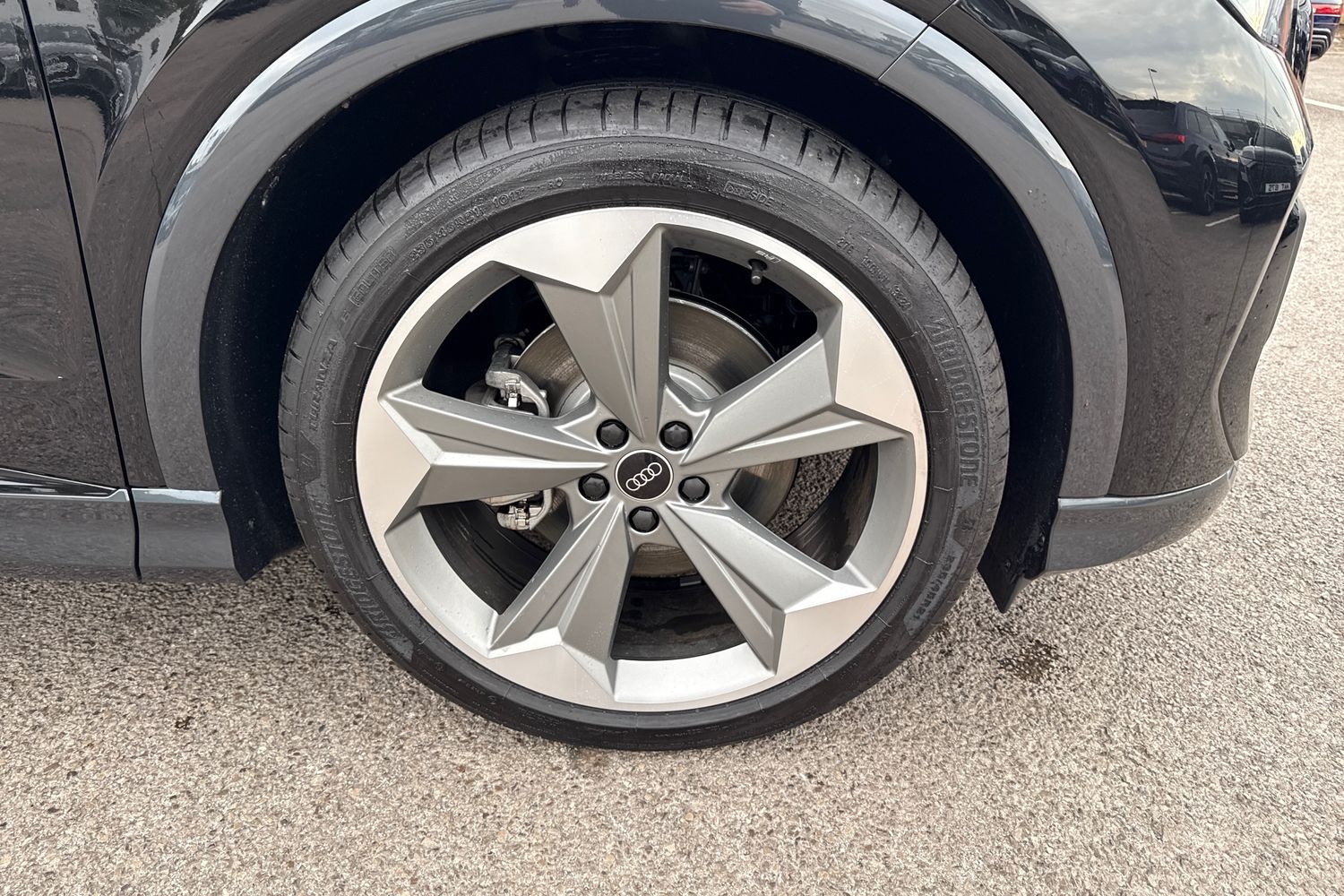 Used Audi Q4 e-tron 2025 for sale - 77164567: Photo 12