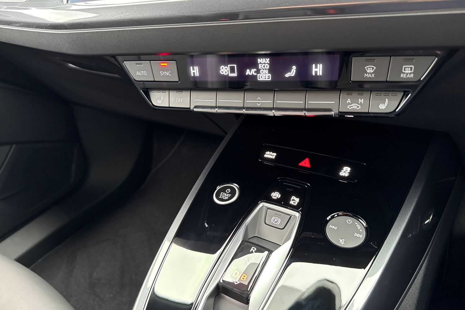 Used Audi Q4 e-tron 2025 for sale - 77164567: Photo 22