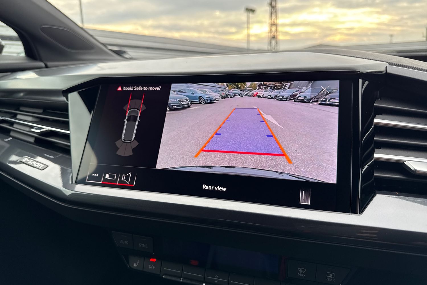 Used Audi Q4 e-tron 2025 for sale - 77164567: Photo 31