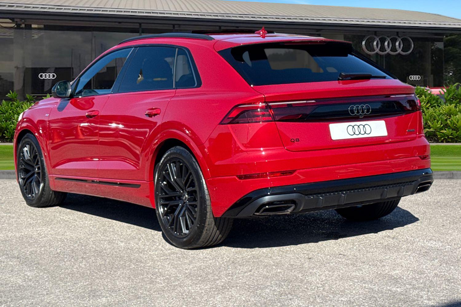 Used Audi Q8 2025 for sale - 76972788: Photo 2