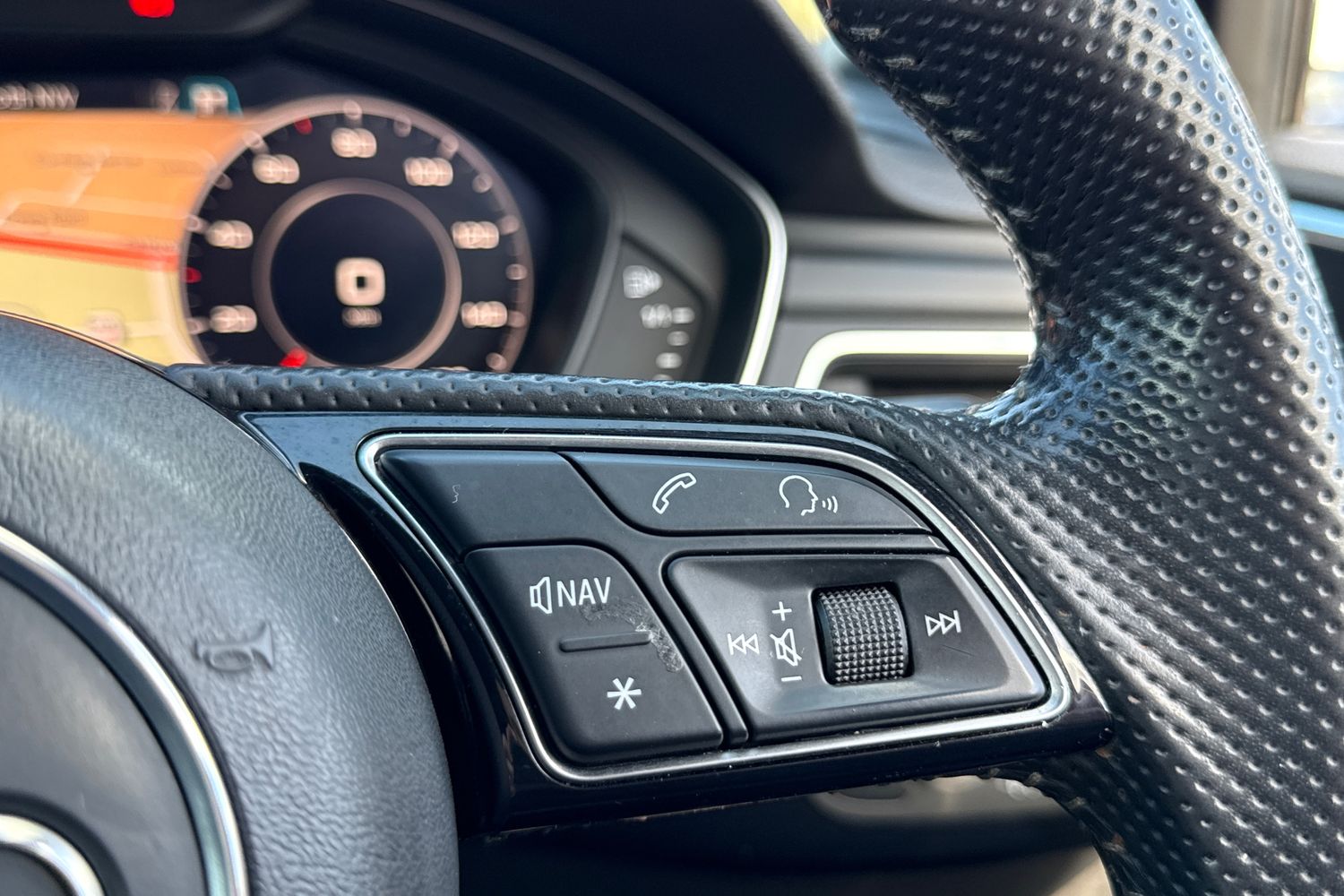 Used Audi A4 2017 for sale - 78107479: Photo 26