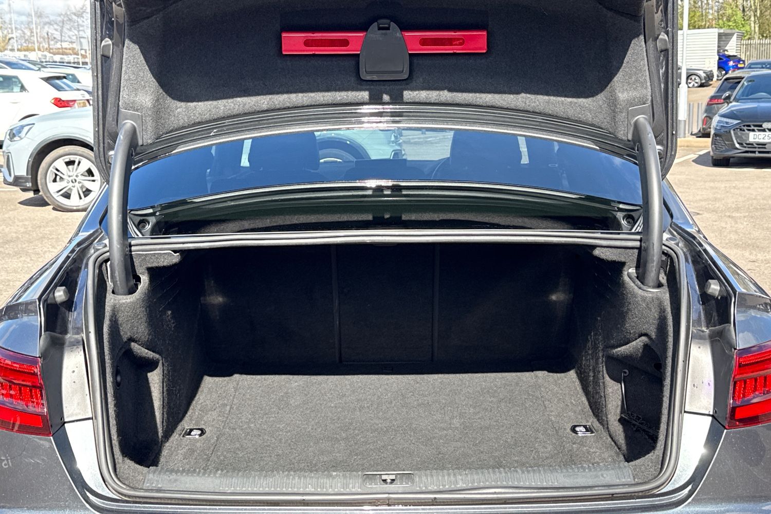 Used Audi A4 2017 for sale - 78107479: Photo 7