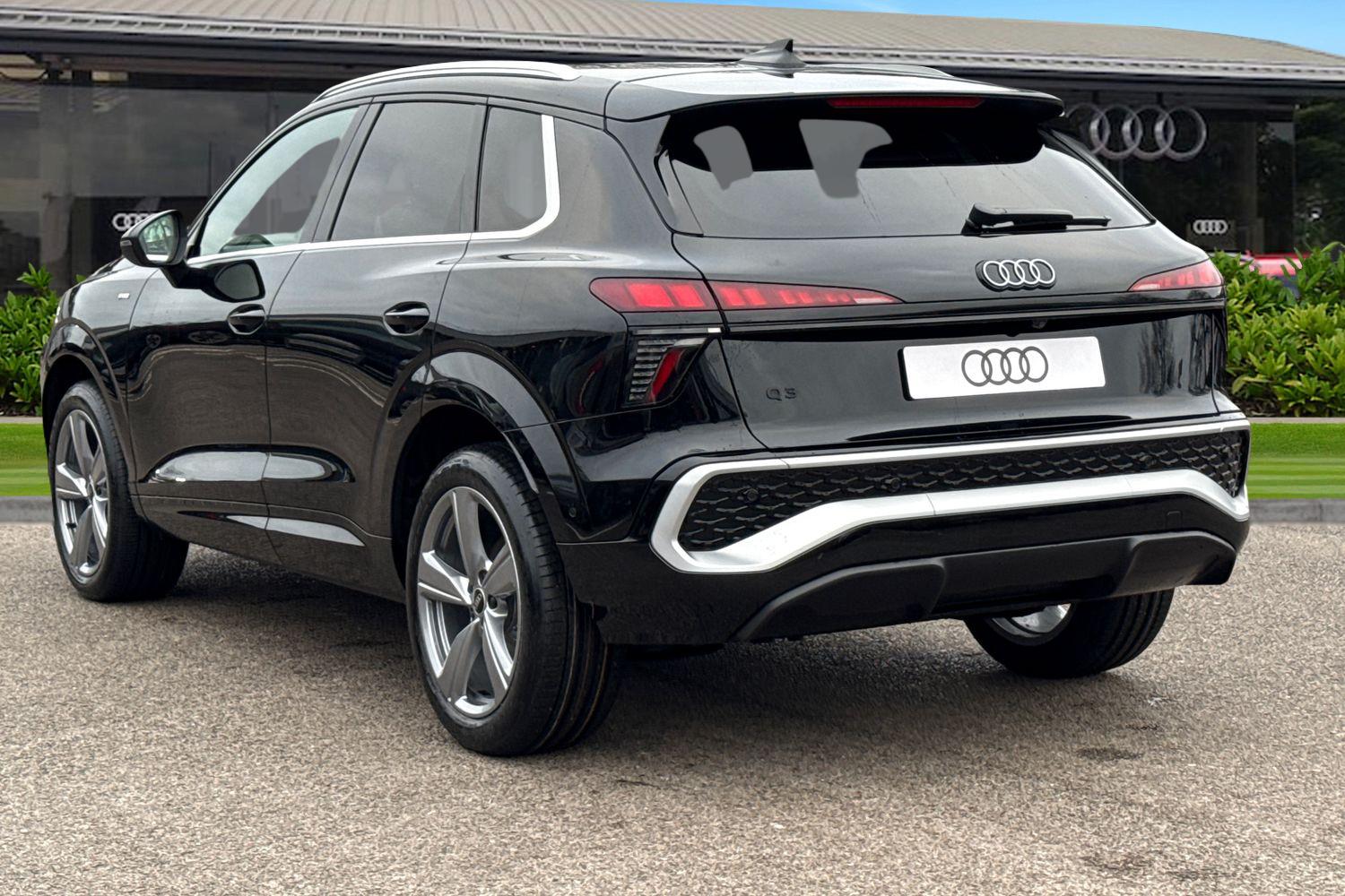 Used Audi Q3 2026 for sale - 77382962: Photo 2