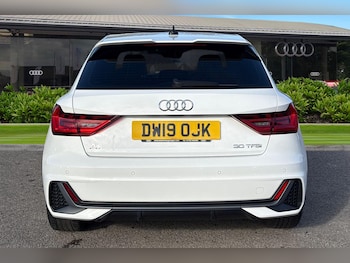 Used Audi A1 2019 for sale - 77742101: Photo