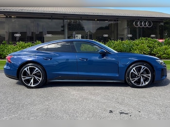 Used Audi e-tron GT 2023 for sale - 78925557: Photo