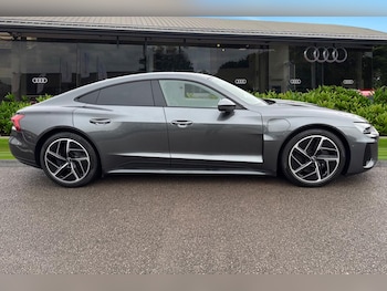 Used Audi e-tron GT 2021 for sale - 77368433: Photo