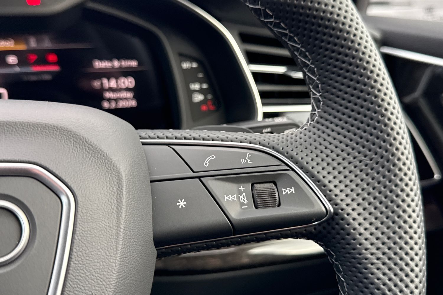 Used Audi SQ7 2026 for sale - 77187314: Photo 26