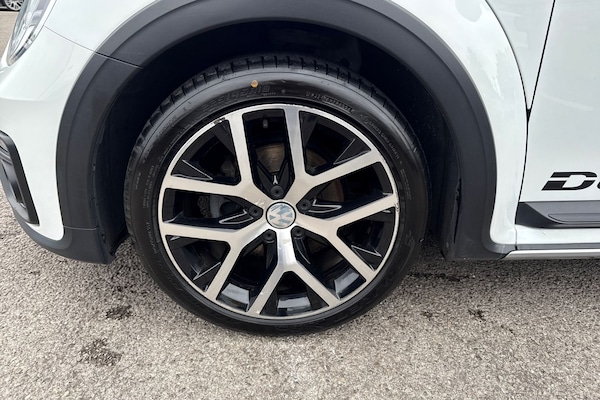 Used Volkswagen Beetle 2018 for sale - 76224741: Photo 10
