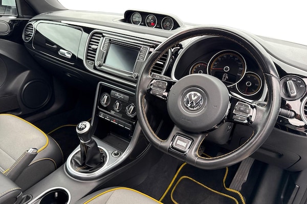 Used Volkswagen Beetle 2018 for sale - 76224741: Photo 18