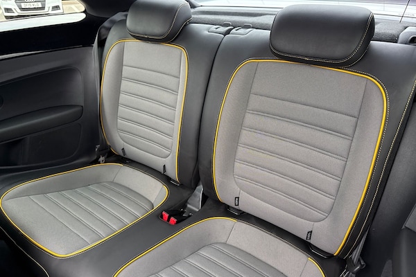 Used Volkswagen Beetle 2018 for sale - 76224741: Photo 19