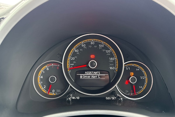 Used Volkswagen Beetle 2018 for sale - 76224741: Photo 33