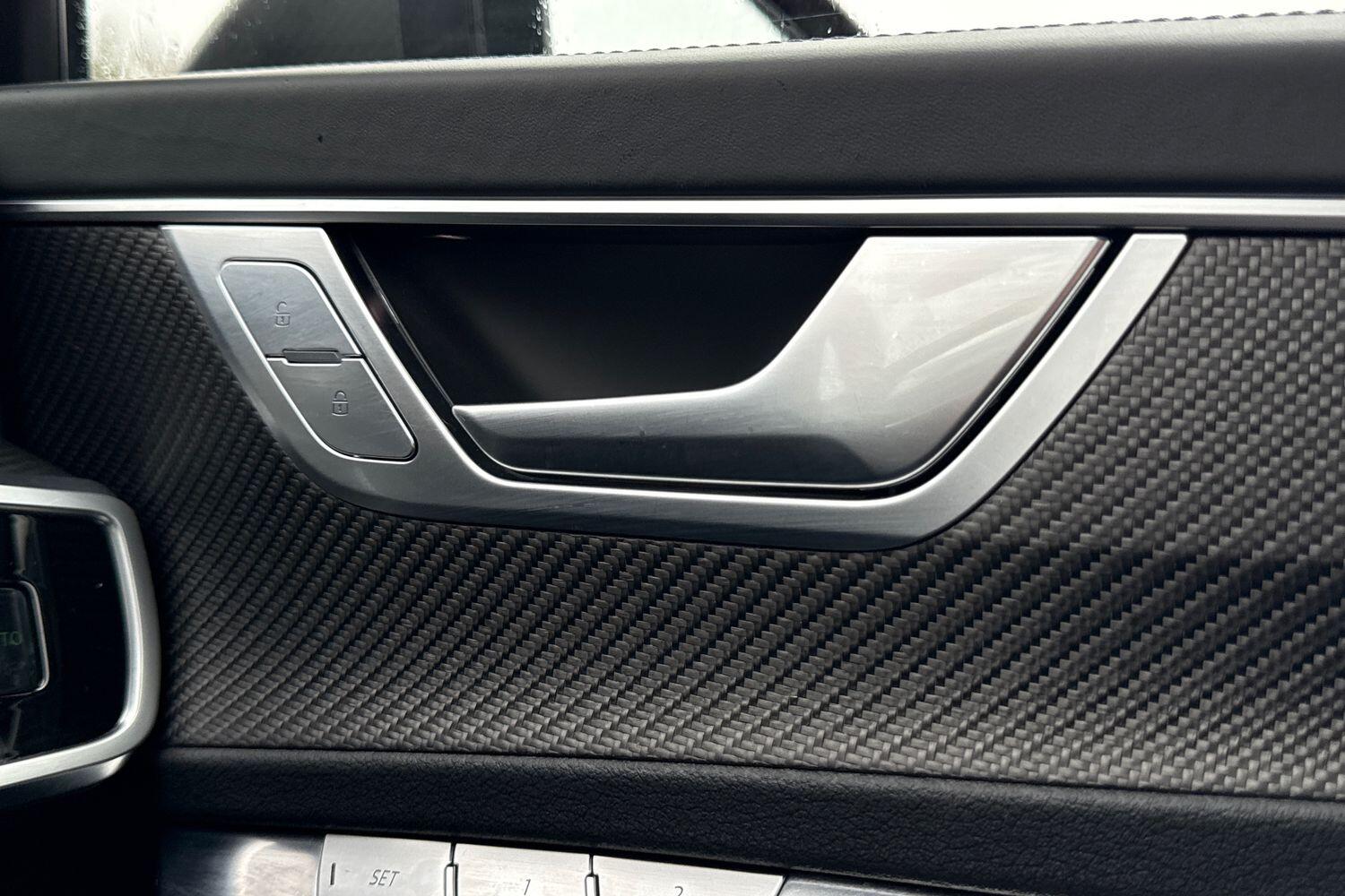 Used Audi RS6 2024 for sale - 77302925: Photo 17